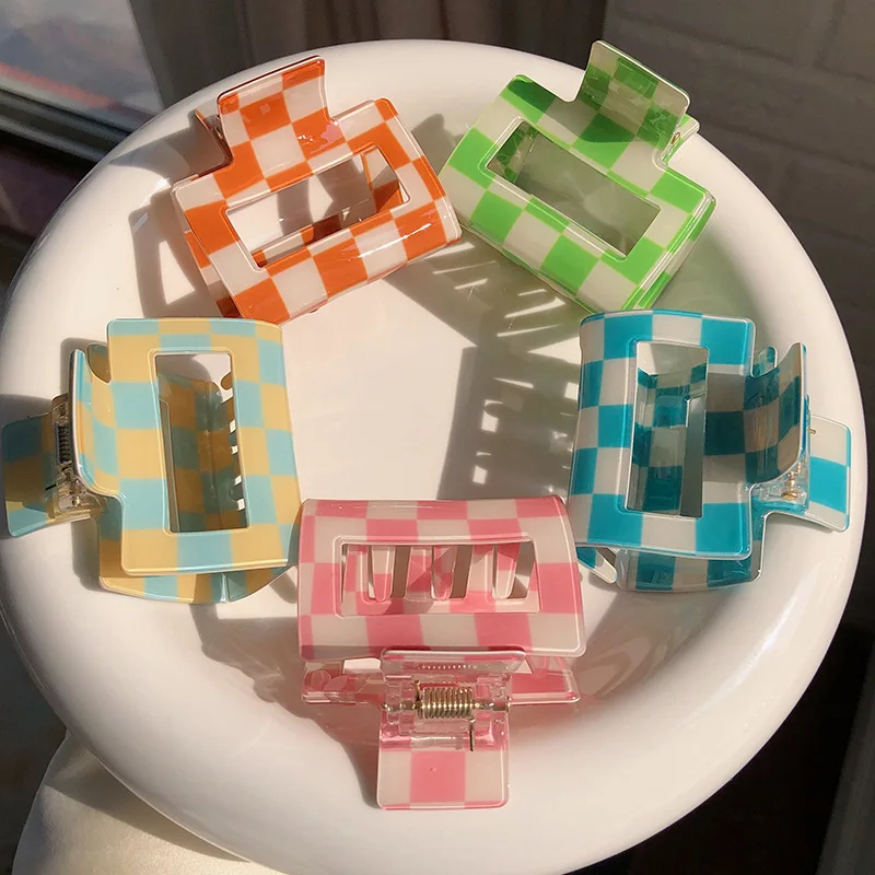 Fashion Jelly Color Acrylic Hairpins Checkerboard Hair Clip for Women Girls Hair Accessories Medium Size Plastic Hair Claws
Fashion Jelly Color Acrylic Hairpins Checkerboard Hair Clip for Women Girls Hair Accessories Medium Size Plastic Hair Claws