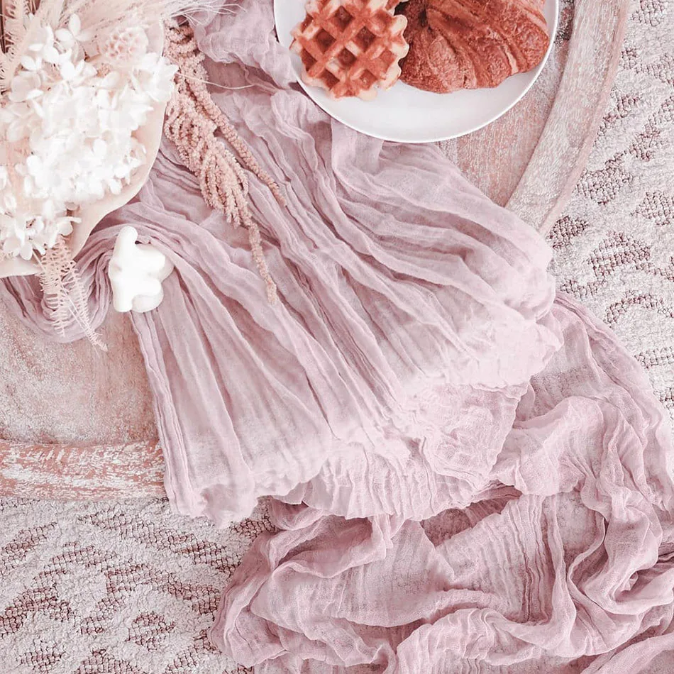 Газовая скатерть, однотонная скатерть для свадебного декора, легкая и плавная, украшение вечерние чного ужина 
Газовая скатерть, однотонная скатерть для свадебного декора, легкая и плавная, украшение вечерние чного ужина