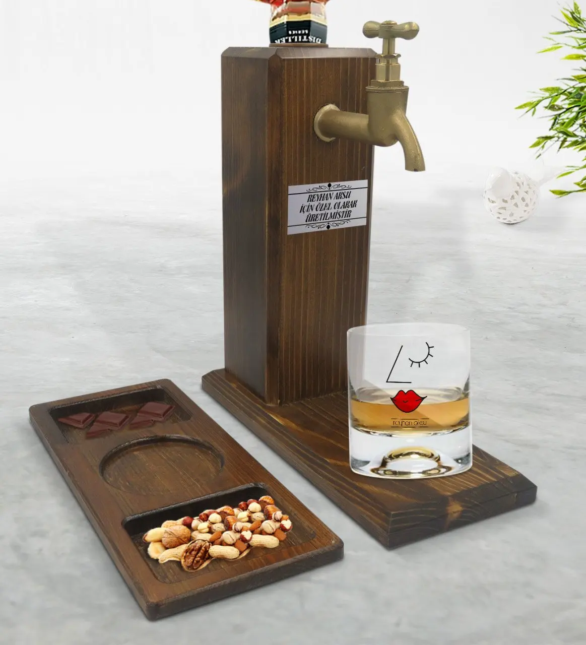 Personalized Picasso Women Figured Design Whisky Cup & Tap Natural Wood Stand & Solid Wood Rectangle Presentation Tan
Personalized Picasso Women Figured Design Whisky Cup & Tap Natural Wood Stand & Solid Wood Rectangle Presentation Tan