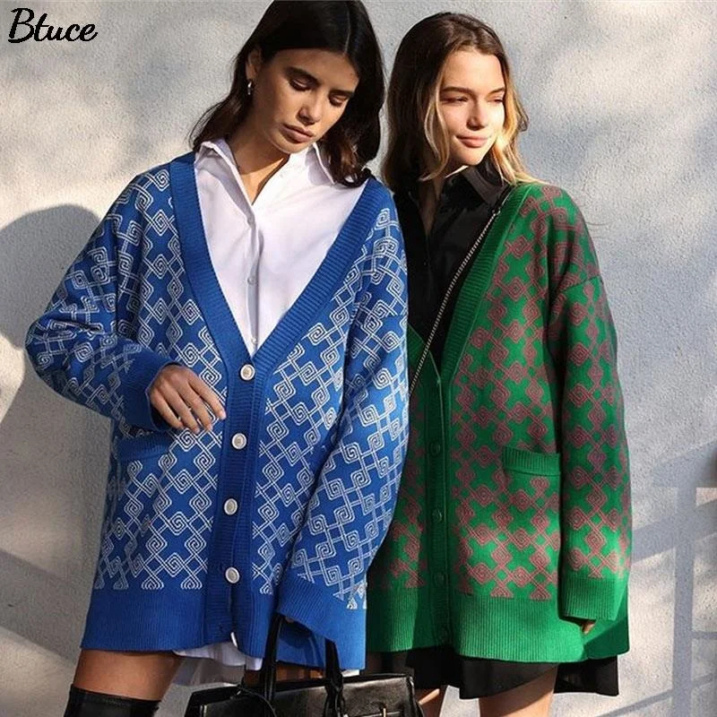 Women V-neck Checkered Print Knitted Cardigan Fashion Female Buttons Casual Long Sleeve Sweater Cardigan With Pocket 2022 Autumn
Women V-neck Checkered Print Knitted Cardigan Fashion Female Buttons Casual Long Sleeve Sweater Cardigan With Pocket 2022 Autumn