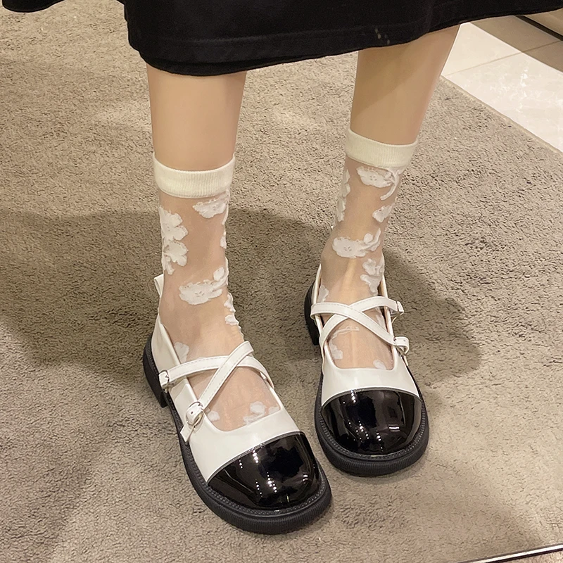 Summer Shoes Ladies Oxfords Women's Low Heels Female Footwear 2022 Leather Dress New Retro Mary Janes Square heel PU Rome Basic
Summer Shoes Ladies Oxfords Women's Low Heels Female Footwear 2022 Leather Dress New Retro Mary Janes Square heel PU Rome Basic