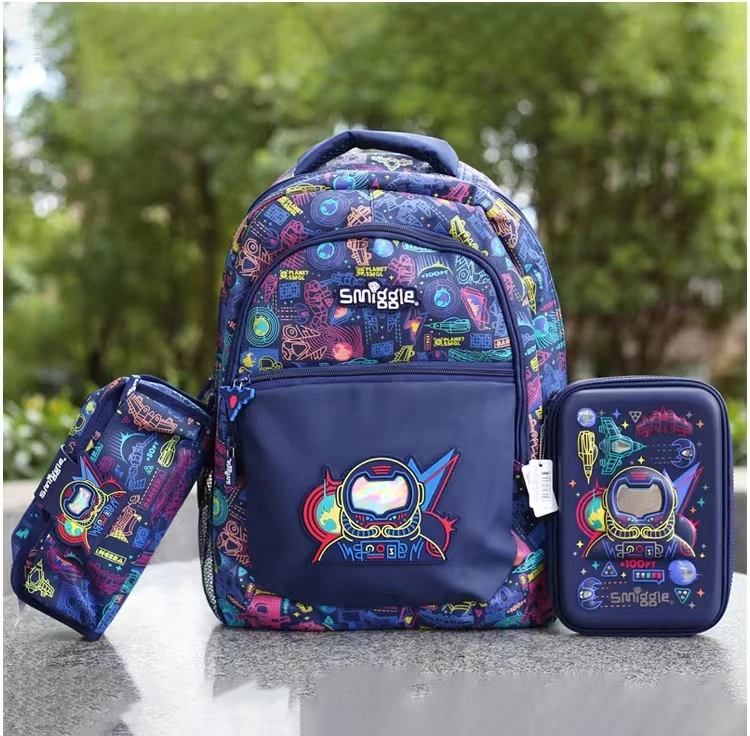 Children's Hot-selling Schoolbag Blue Space Robot Backpack Large Capacity Casual Backpack Light Weight Primary School Backpack
Children's Hot-selling Schoolbag Blue Space Robot Backpack Large Capacity Casual Backpack Light Weight Primary School Backpack