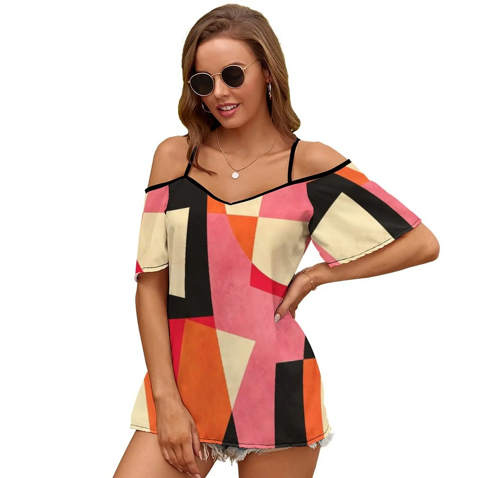 Женская футболка с коротким рукавом и открытыми плечами, L _ O _ V _ E
Женская футболка с коротким рукавом и открытыми плечами, L _ O _ V _ E