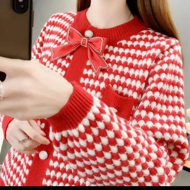 2022 Fashion Women Spring Autumn Long-sleeved Button Cardigan Tops Vintage Plaid Elegant Bow Casual Slim Knitted Cardigan Y22
2022 Fashion Women Spring Autumn Long-sleeved Button Cardigan Tops Vintage Plaid Elegant Bow Casual Slim Knitted Cardigan Y22