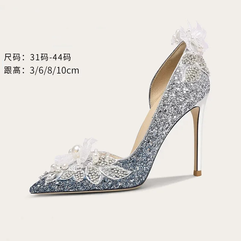 Spring and summer new pointy pearl diamond sequin wedding shoes thin high heels banquet dress large and small size women sandals
Spring and summer new pointy pearl diamond sequin wedding shoes thin high heels banquet dress large and small size women sandals