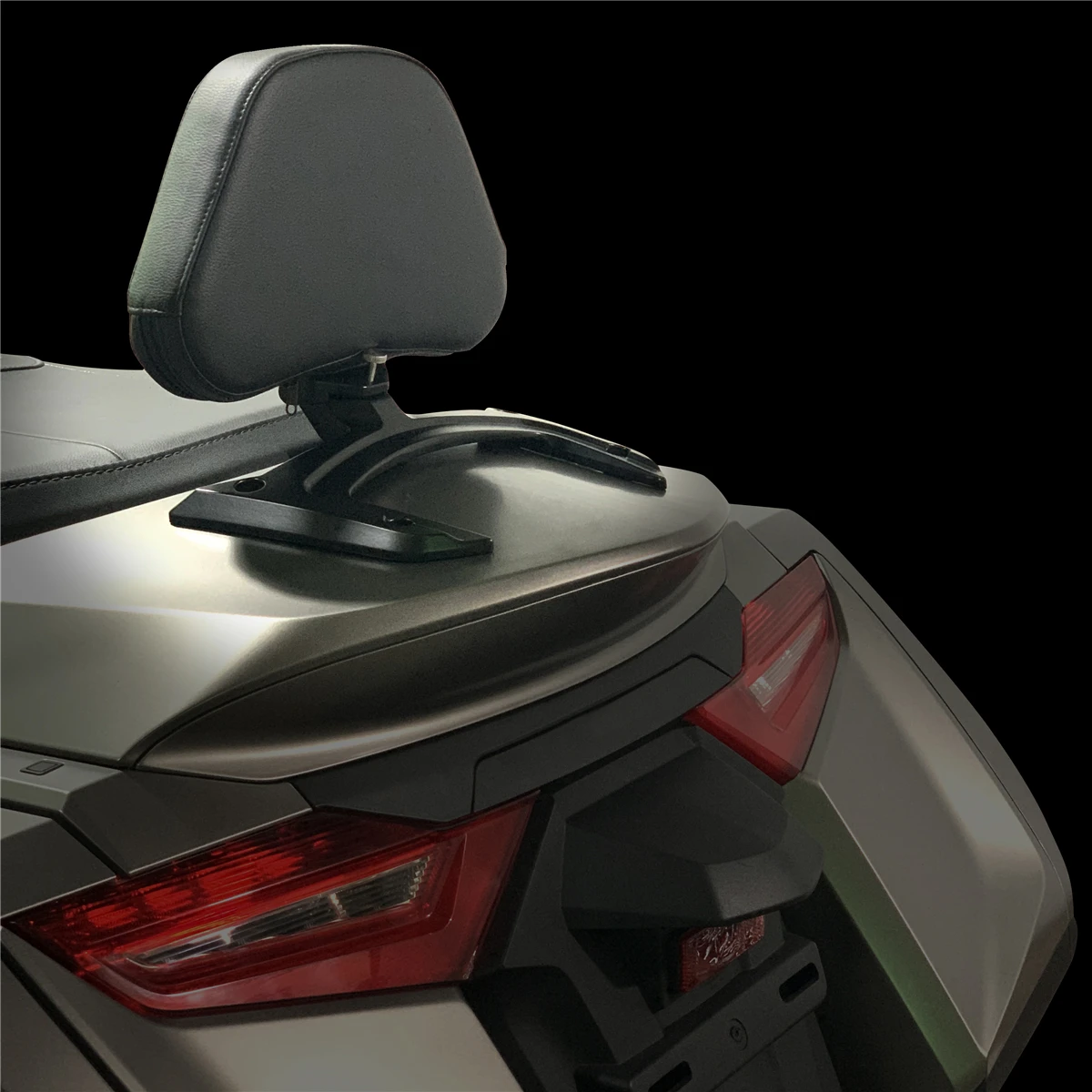 Panical Motorcycle Rear Support Passenger Back Rest Backrest Sissy Bar For Honda Goldwing GL1800B F6B 2018-2023
Panical Motorcycle Rear Support Passenger Back Rest Backrest Sissy Bar For Honda Goldwing GL1800B F6B 2018-2023