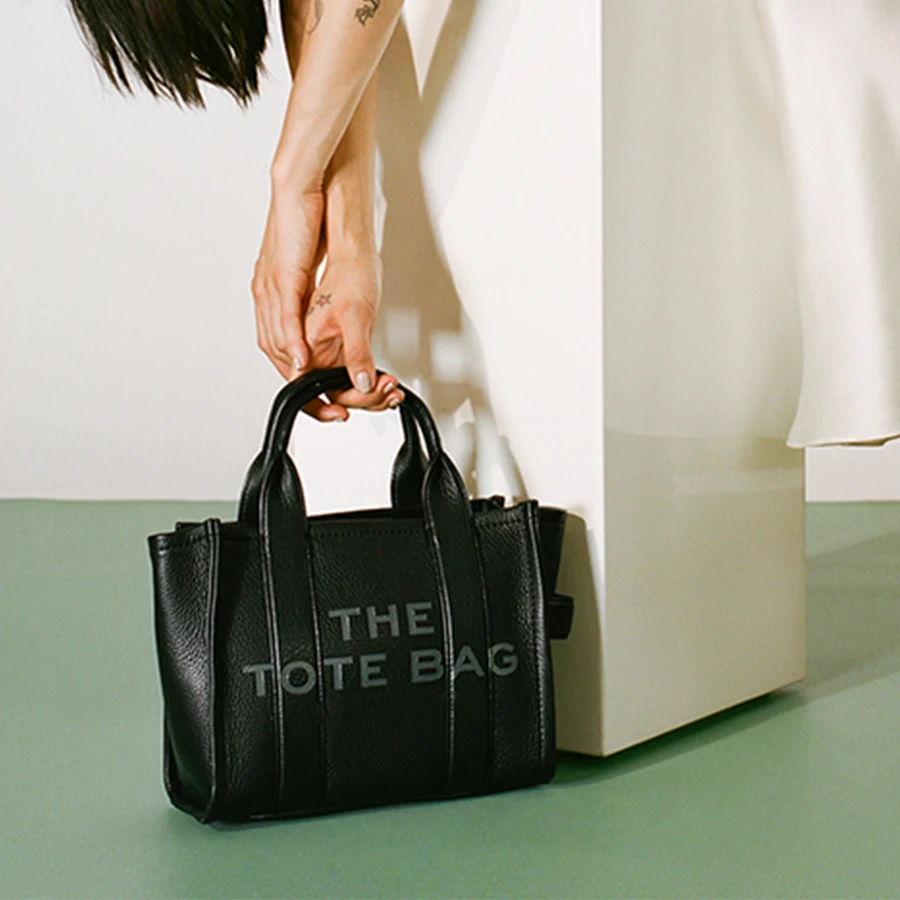 Brand Designer Vintage Women Tote Shopper Fashion Retro Ladies Handbag Large Chic Simple Female Shoulder Bag Crossbody Bags New
Brand Designer Vintage Women Tote Shopper Fashion Retro Ladies Handbag Large Chic Simple Female Shoulder Bag Crossbody Bags New