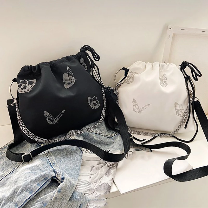 Fashion Butterfly Messenger Bag Women Drawstring Chain Shoulder Pouch Nylon Casual Lady Handbag
Fashion Butterfly Messenger Bag Women Drawstring Chain Shoulder Pouch Nylon Casual Lady Handbag