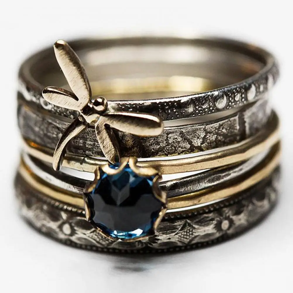 Vintage Dragonfly Rings for Women Luxury Blue Crystal Engagement Ring Women's Massive Promise Ring Female Jewelry Accessories
Vintage Dragonfly Rings for Women Luxury Blue Crystal Engagement Ring Women's Massive Promise Ring Female Jewelry Accessories