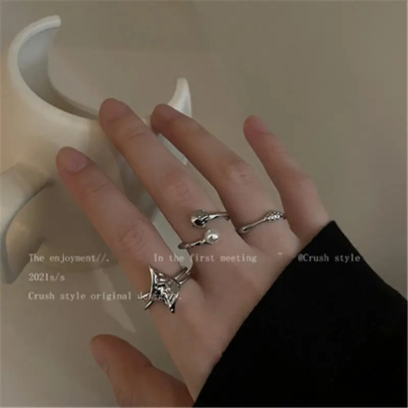 Vintage Irregular Pearl Metal Rings Set Kpop Silver Color Geometric Surface Set Rings for Women Punk Retro Ring Set Jewelry Gift
Vintage Irregular Pearl Metal Rings Set Kpop Silver Color Geometric Surface Set Rings for Women Punk Retro Ring Set Jewelry Gift