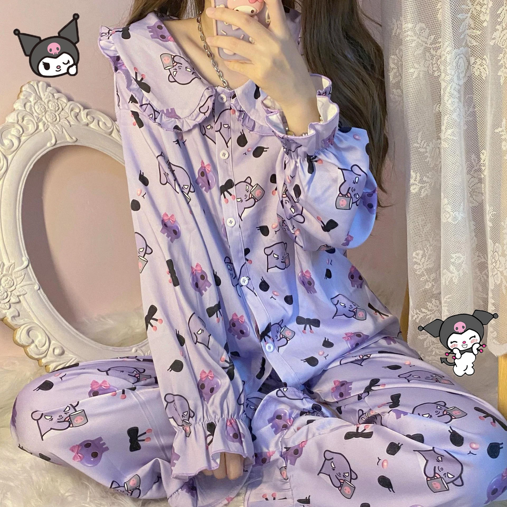 Sanrioed Kuromi Anime Cartoon long sleeve Pajamas Set Women's Silk Sleep Two Piece Set Autumn Winter Homewear Girlfriend Gifts
Sanrioed Kuromi Anime Cartoon long sleeve Pajamas Set Women's Silk Sleep Two Piece Set Autumn Winter Homewear Girlfriend Gifts