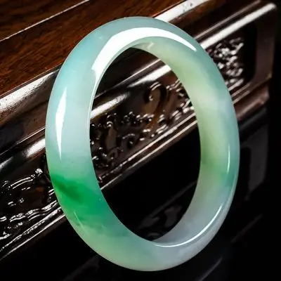 zheru jewelry natural light green Burmese jadeite 54mm-64mm bracelet elegant princess jewelry for mother to girlfriend
zheru jewelry natural light green Burmese jadeite 54mm-64mm bracelet elegant princess jewelry for mother to girlfriend