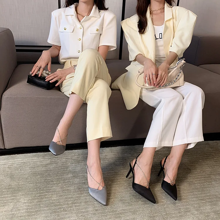 Сандалии 
Сандалии