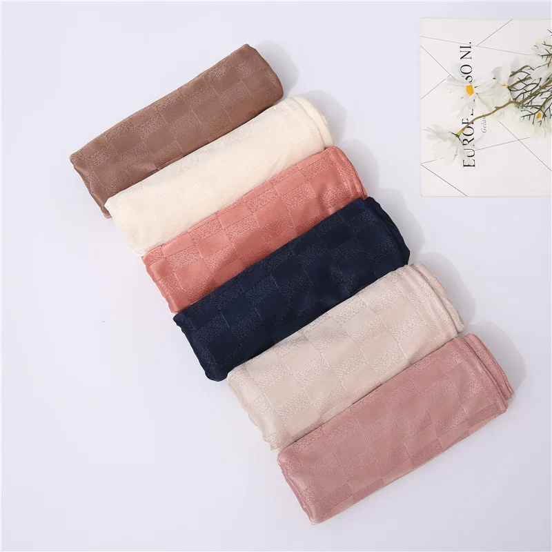 Шикарный осенний Блестящий хлопковый хиджаб-шарф 170*70 см, Женская длинная однотонная шаль, блестящая длинная Исламская шаль
Шикарный осенний Блестящий хлопковый хиджаб-шарф 170*70 см, Женская длинная однотонная шаль, блестящая длинная Исламская шаль