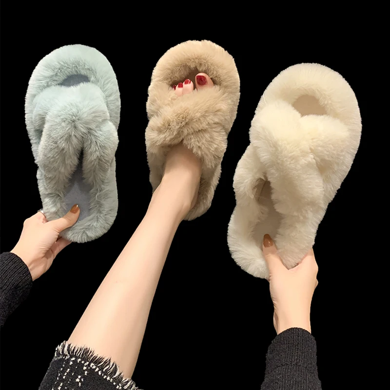 Slippers Women Summer Room Shoes Fur Flip Flops Flock Pantofle Low Luxury Slides Massage Plush Flat 2022 Designer Rome Basic wit
Slippers Women Summer Room Shoes Fur Flip Flops Flock Pantofle Low Luxury Slides Massage Plush Flat 2022 Designer Rome Basic wit