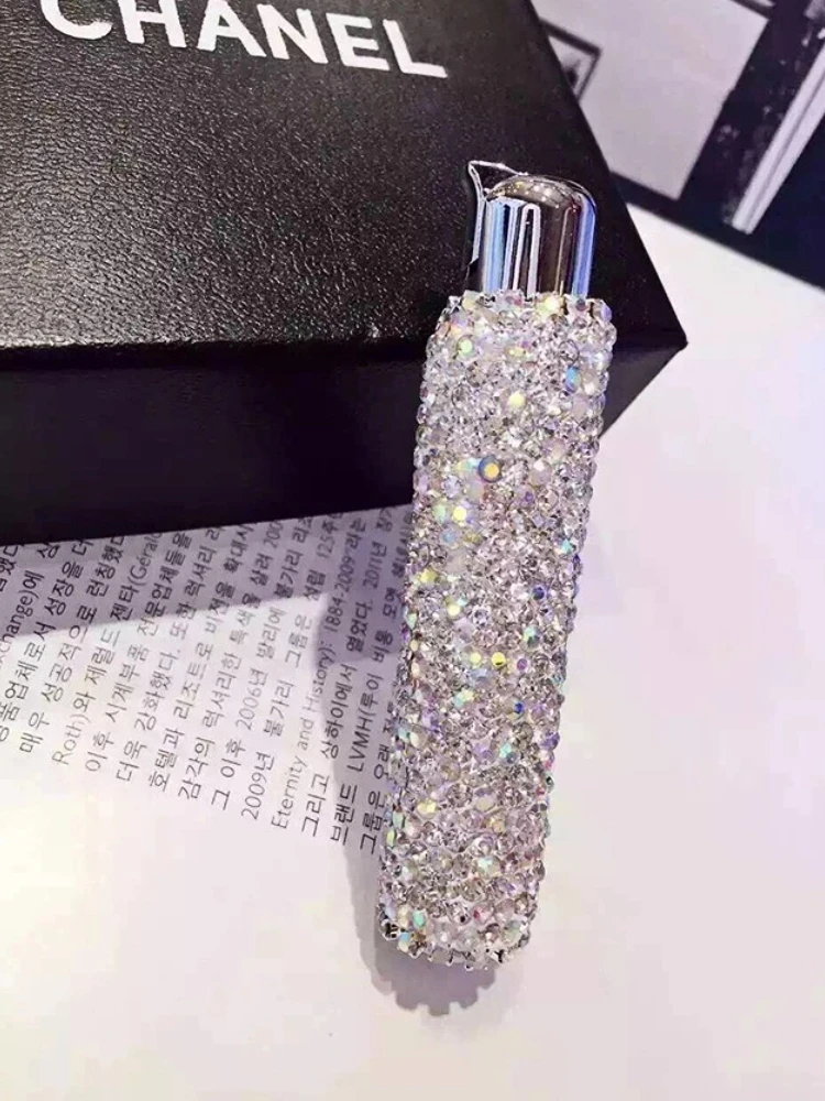 New high-end diamond inlaid lighter creative windproof inflatable lighter portable cigarette lighter gifts for men and women
New high-end diamond inlaid lighter creative windproof inflatable lighter portable cigarette lighter gifts for men and women