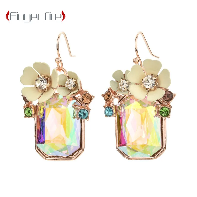 Fashion Exquisite Flower Sparkling Luxury Earrings New Jewelry for Bridal Engagement Banquet
Fashion Exquisite Flower Sparkling Luxury Earrings New Jewelry for Bridal Engagement Banquet