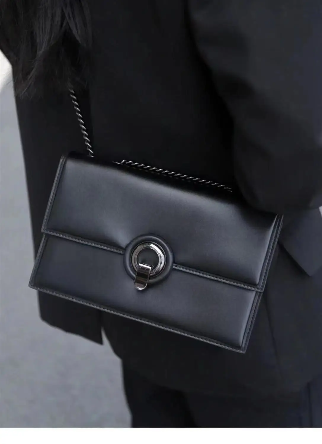 2022 Small Messenger Bag for Women Trend Lingge Embroidery Camera Female Fashion Ladies Shoulder Crossbody Bags Mobile Phone Bag
2022 Small Messenger Bag for Women Trend Lingge Embroidery Camera Female Fashion Ladies Shoulder Crossbody Bags Mobile Phone Bag