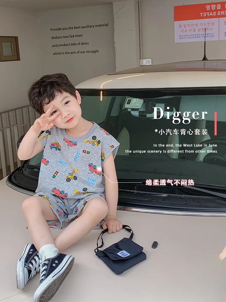 Children's Summer Clothing Boys' Summer Suit 2022 New Baby Sleeveless Shorts Cool Sports Western Style Two-Piece Suit Tide
Children's Summer Clothing Boys' Summer Suit 2022 New Baby Sleeveless Shorts Cool Sports Western Style Two-Piece Suit Tide