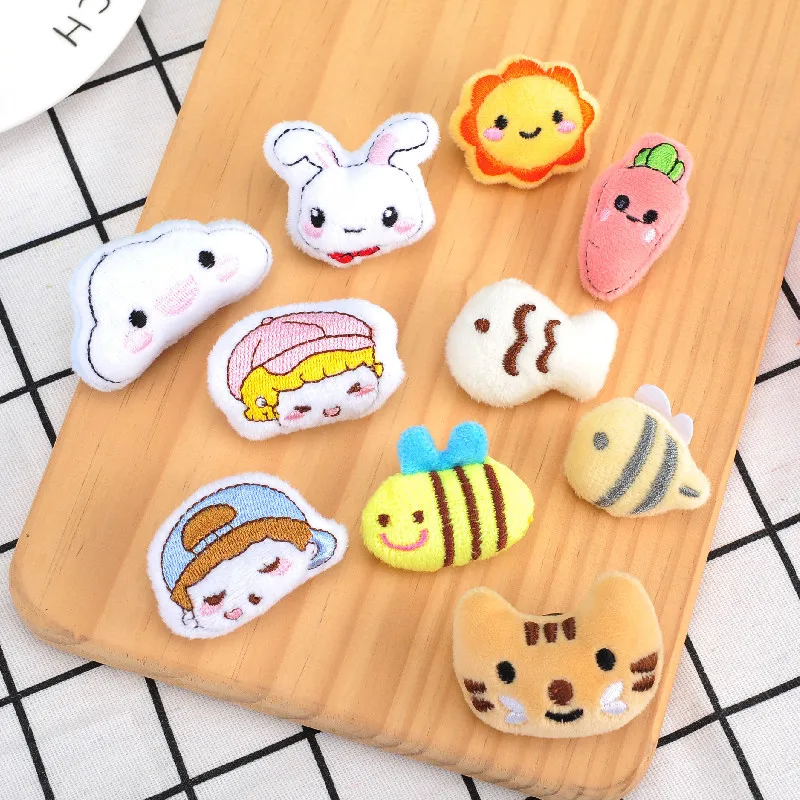 Cute Japanese Cartoon Plush Animal Brooch Kawaii Cat Fish Bee Girl Clothes Brooch Backpack Pendant Decoration Accessories
Cute Japanese Cartoon Plush Animal Brooch Kawaii Cat Fish Bee Girl Clothes Brooch Backpack Pendant Decoration Accessories