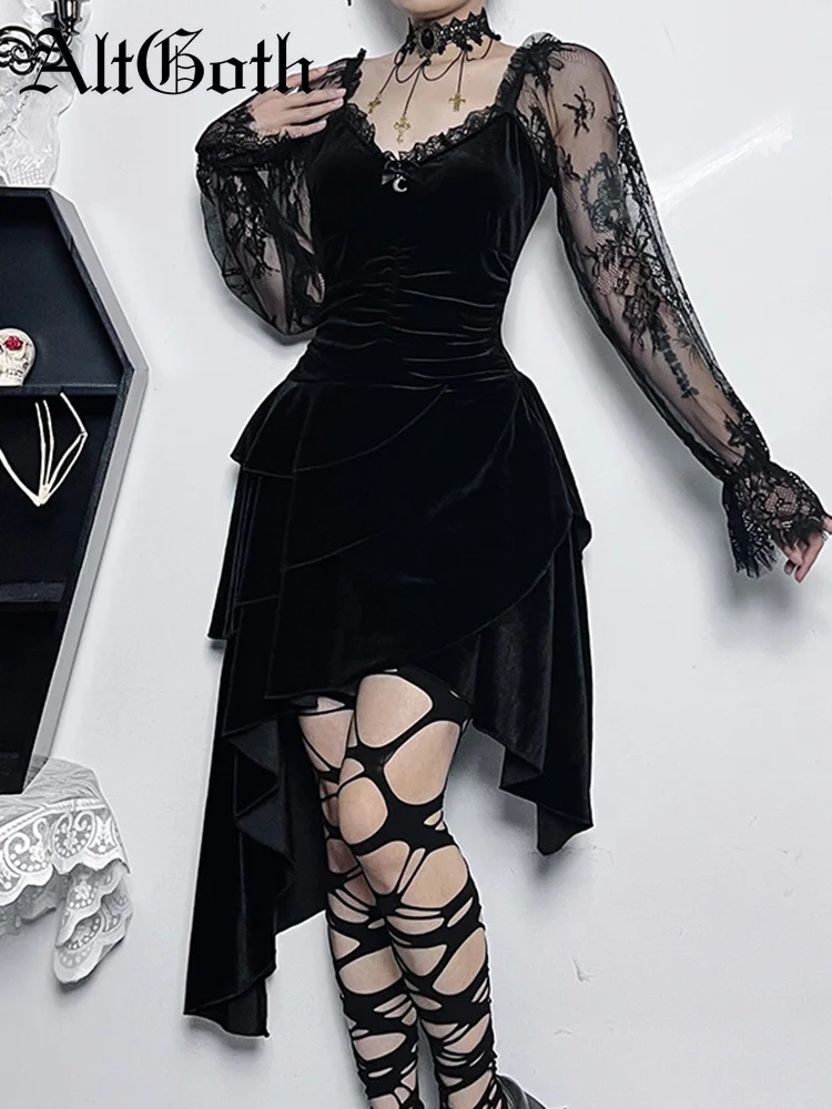AltGoth Fairycore Grunge Goth Velvet Dress Women Aesthetic Elegant Lace Sleeve Irregular Hem Dress Halloween Nightclub Partywear
AltGoth Fairycore Grunge Goth Velvet Dress Women Aesthetic Elegant Lace Sleeve Irregular Hem Dress Halloween Nightclub Partywear