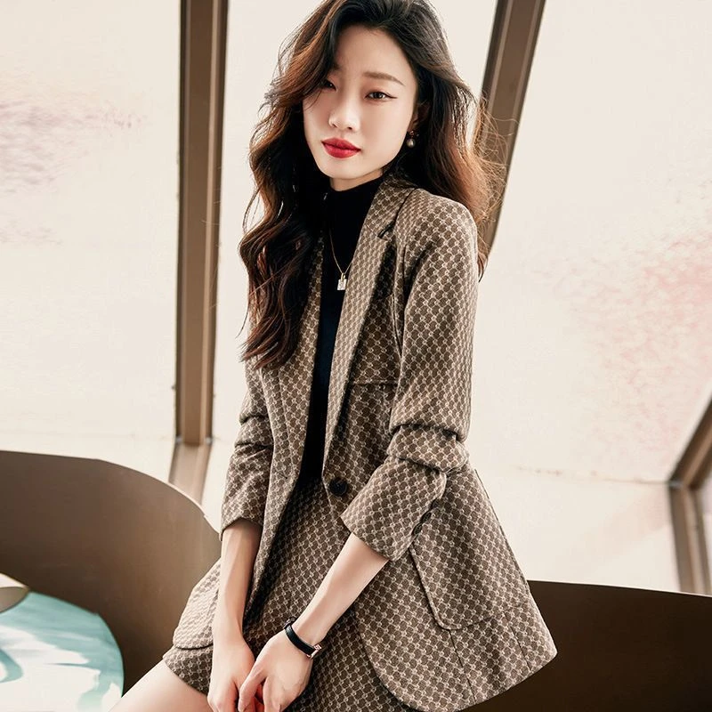 Summer Fashion Blazers and Shorts Suits for Women Korean Style Clothes Elegant Womens Short Pants Set Chic Office 2023 Tailor
Summer Fashion Blazers and Shorts Suits for Women Korean Style Clothes Elegant Womens Short Pants Set Chic Office 2023 Tailor