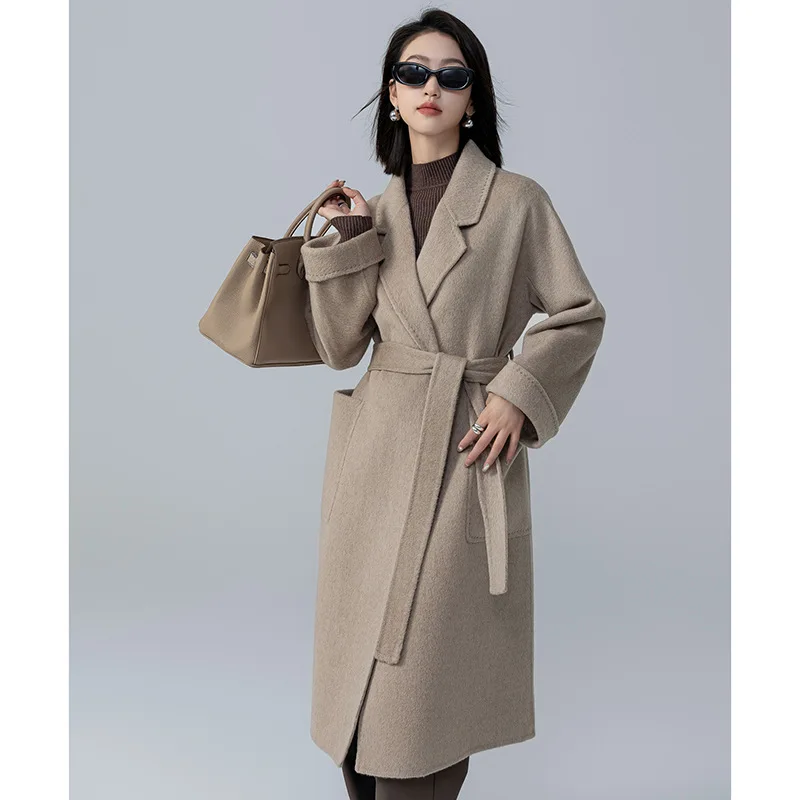 2023 Autumn/Winter New Camel Fleece Double sided Coat Women's Long Bathrobe Wind Belt Wool Coat
2023 Autumn/Winter New Camel Fleece Double sided Coat Women's Long Bathrobe Wind Belt Wool Coat