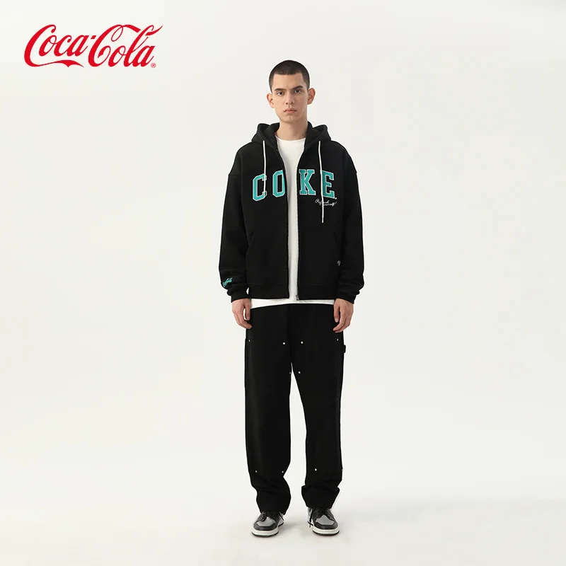 Coca-Cola/ Coca-Cola Logo embroidered cashmere cardigan hoodie jacket for men and women
Coca-Cola/ Coca-Cola Logo embroidered cashmere cardigan hoodie jacket for men and women