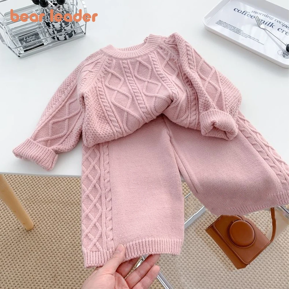 Bear Leader 2023 Spring And Autumn Girls' Set New Girls' Diamond Knitted Wool Top+Knitted Pants Two Piece Children's Fashion Set
Bear Leader 2023 Spring And Autumn Girls' Set New Girls' Diamond Knitted Wool Top+Knitted Pants Two Piece Children's Fashion Set