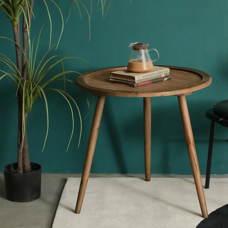 

Американский Маленький журнальный столик из массива дерева, современный простой круглый Угловой Столик для балкона, портативный ротанговый столик в стиле ретро