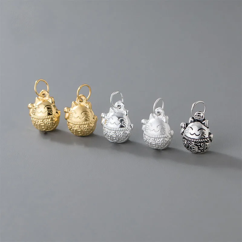 1pc/lot 925 Sterling Silver Ringing Bell Fortune Cat Drop Charms Cute Lucky Kitty Silver Pendants Decoration DIY Jewelry Making
1pc/lot 925 Sterling Silver Ringing Bell Fortune Cat Drop Charms Cute Lucky Kitty Silver Pendants Decoration DIY Jewelry Making