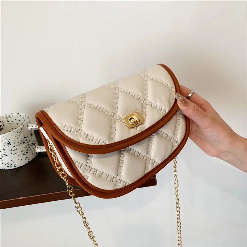 New Lingge Little Bag Solid Color Leather Bag Shoulder Bag Trendy Chain Shoulder Bag Handbags Satchels Bolsas Infantil Purses
New Lingge Little Bag Solid Color Leather Bag Shoulder Bag Trendy Chain Shoulder Bag Handbags Satchels Bolsas Infantil Purses