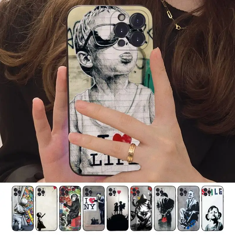 Banksy Graffiti War Peace Phone Case For iPhone 14 11 12 13 Mini Pro XS Max Cover 6 7 8 Plus X XR SE 2020 Funda Shell
Banksy Graffiti War Peace Phone Case For iPhone 14 11 12 13 Mini Pro XS Max Cover 6 7 8 Plus X XR SE 2020 Funda Shell