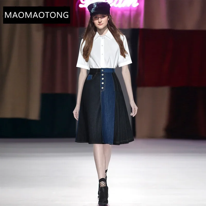 Fashion Designer 2022 Spring suit Women Polo Neck Short Sleeve Single Breasted Grace Casual Lake Blue Knee Two-Piece
Fashion Designer 2022 Spring suit Women Polo Neck Short Sleeve Single Breasted Grace Casual Lake Blue Knee Two-Piece