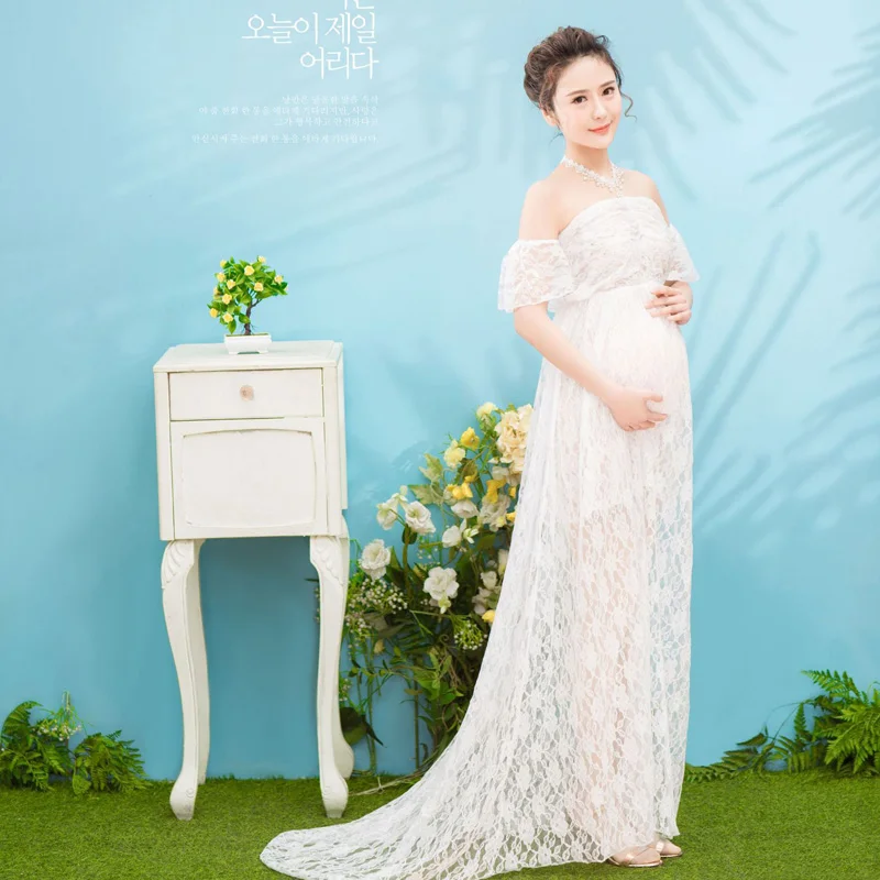 Maternity Trailing Photography Dress White Lace Splicing Off The Shoulder Maxi Maternity Dresses for Baby Showers Party
Maternity Trailing Photography Dress White Lace Splicing Off The Shoulder Maxi Maternity Dresses for Baby Showers Party