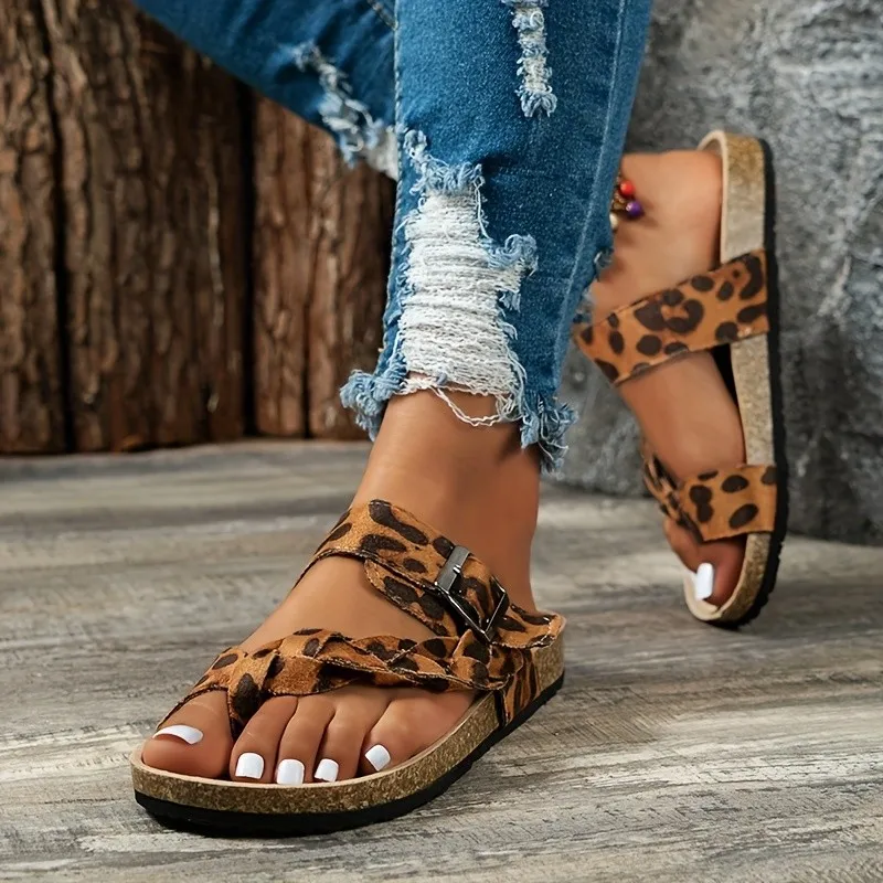 2023 Summer Thong Sandals New Buckle Braided Belt Gladiator Sandals Casual Outdoor Beach Non-slip Female Sandals Bohemia
2023 Summer Thong Sandals New Buckle Braided Belt Gladiator Sandals Casual Outdoor Beach Non-slip Female Sandals Bohemia