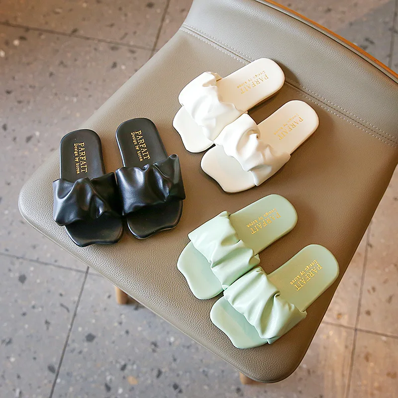 Summer Children Slip-on Slippers Colorful Female Baby Korean Style Fashion Home Sandals Cute Kids Little Girl Soft Bottom Shoes
Summer Children Slip-on Slippers Colorful Female Baby Korean Style Fashion Home Sandals Cute Kids Little Girl Soft Bottom Shoes