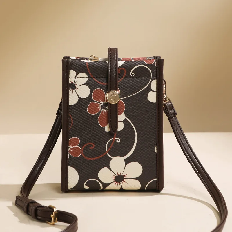 2023 Designer Knitting Female Shoulder Bag New Fashion Women's Small Printing Women Crossbody Bags White Bag For Phone Blue
2023 Designer Knitting Female Shoulder Bag New Fashion Women's Small Printing Women Crossbody Bags White Bag For Phone Blue