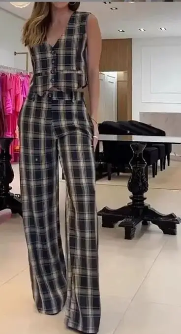 Casual Women's suit style Fashion Sleeveless Top Loose Wide Leg Pants Printed Two Piece Set for women elegant Women's pants sets
Casual Women's suit style Fashion Sleeveless Top Loose Wide Leg Pants Printed Two Piece Set for women elegant Women's pants sets