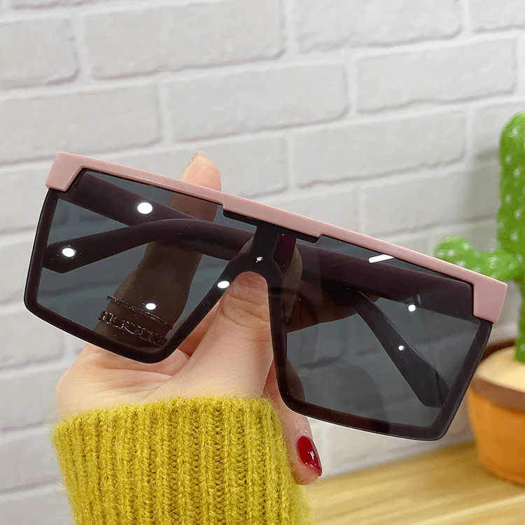 New Half-Frame Conjoined Children's Mirror Fashion Popular Large-Frame Sunglasses Men and Women Baby Outdoor Sunshade Sunglasses
New Half-Frame Conjoined Children's Mirror Fashion Popular Large-Frame Sunglasses Men and Women Baby Outdoor Sunshade Sunglasses