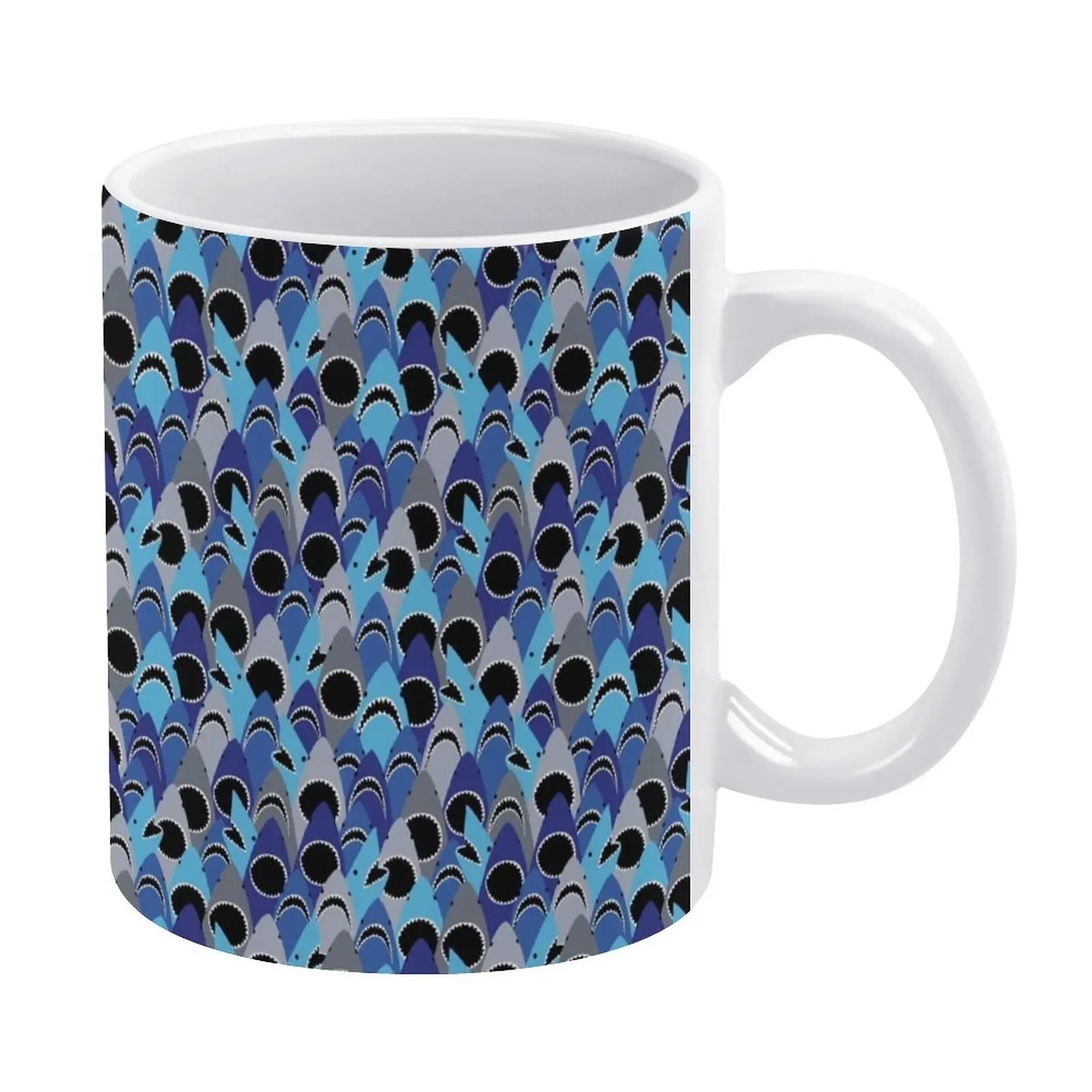 Керамическая кружка с изображением животных и птиц
Керамическая кружка с изображением животных и птиц