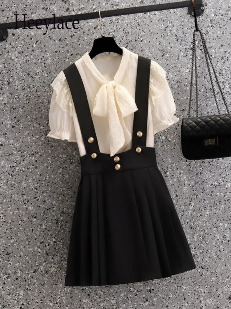 Летний комплект из двух предметов, женский наряд для женщин, корейский милый модный топ с круглым вырезом, черный плиссированный комплект и...
Летний комплект из двух предметов, женский наряд для женщин, корейский милый модный топ с круглым вырезом, черный плиссированный комплект и...