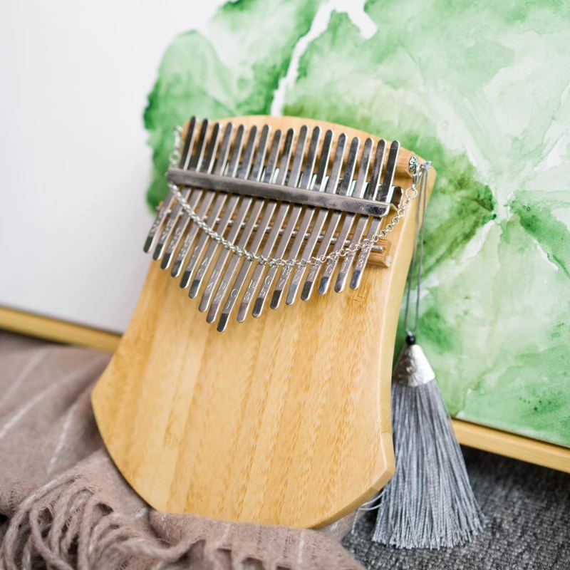 Мини пианино 17 клавиш Kalimba большой палец взрослые Marimba Профессиональный Kalimba портативные Strumenti Musicali клавиатура Инструменты WZ50MZ
Мини пианино 17 клавиш Kalimba большой палец взрослые Marimba Профессиональный Kalimba портативные Strumenti Musicali клавиатура Инструменты WZ50MZ