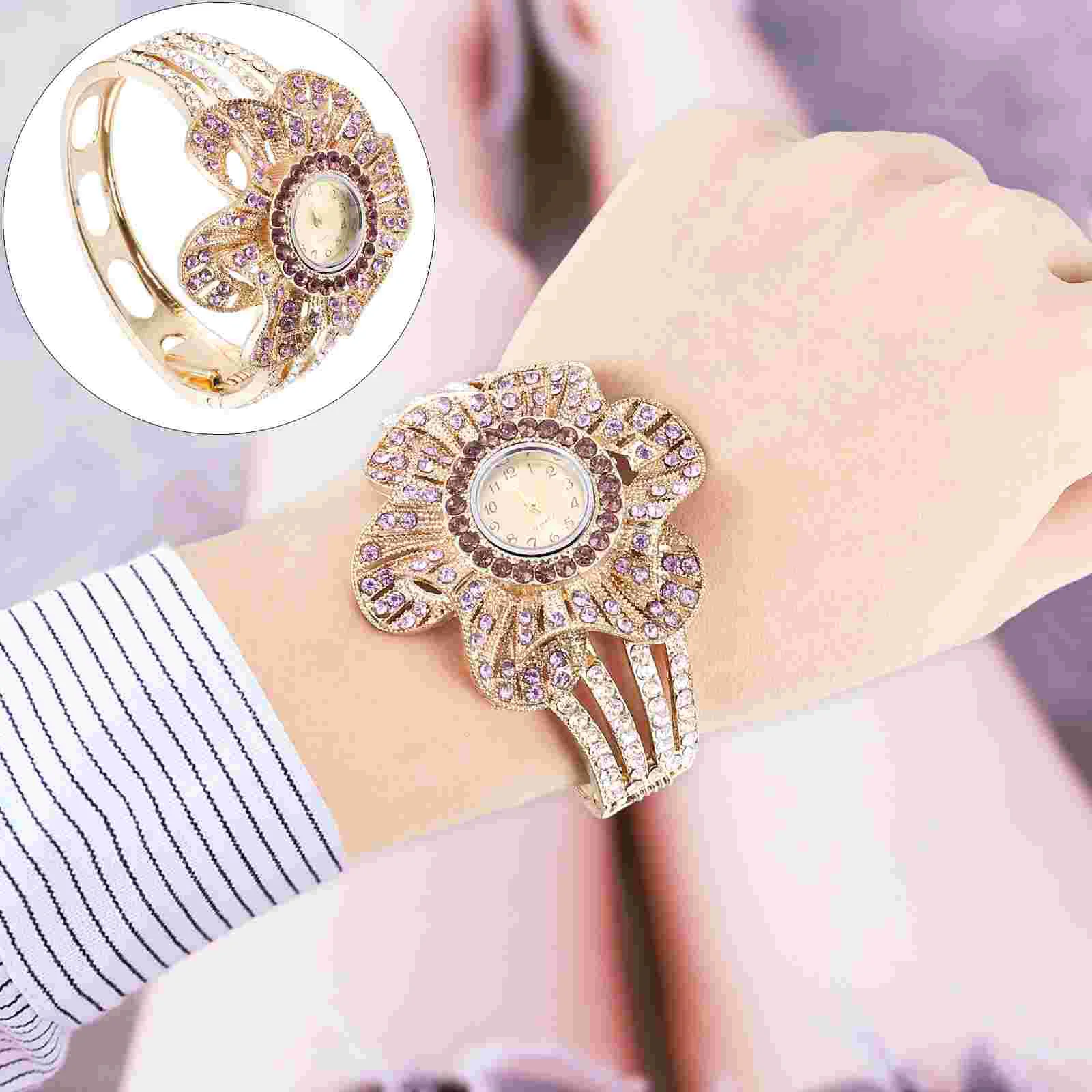 Rhinestone Womans Watches Creative Wristwatch Chic Outfit Accessory Inlaid Stylish Decor
Rhinestone Womans Watches Creative Wristwatch Chic Outfit Accessory Inlaid Stylish Decor