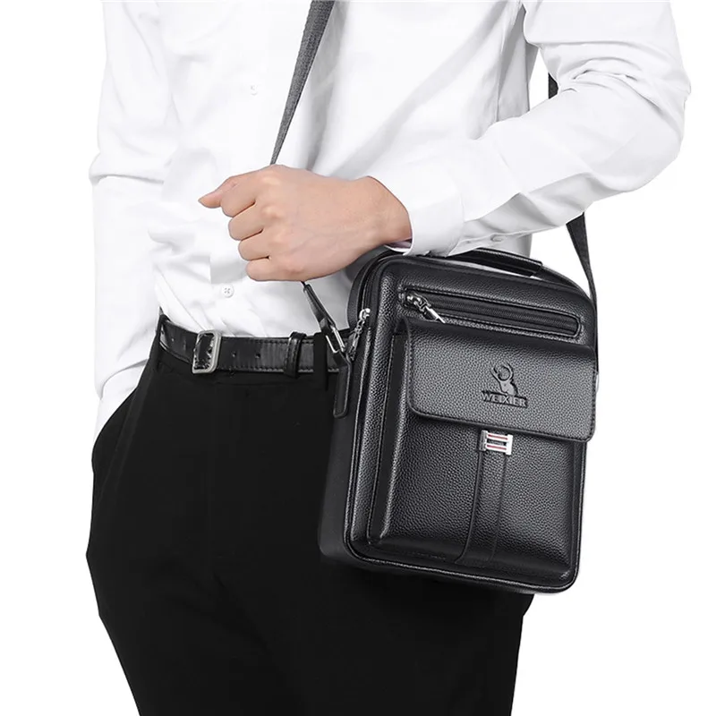 2023 New Men Crossbody Shoulder Bags Waterproof Vintage Men Handbags PU Leather Bag Solid Color Zipper Letter Man Bags
2023 New Men Crossbody Shoulder Bags Waterproof Vintage Men Handbags PU Leather Bag Solid Color Zipper Letter Man Bags