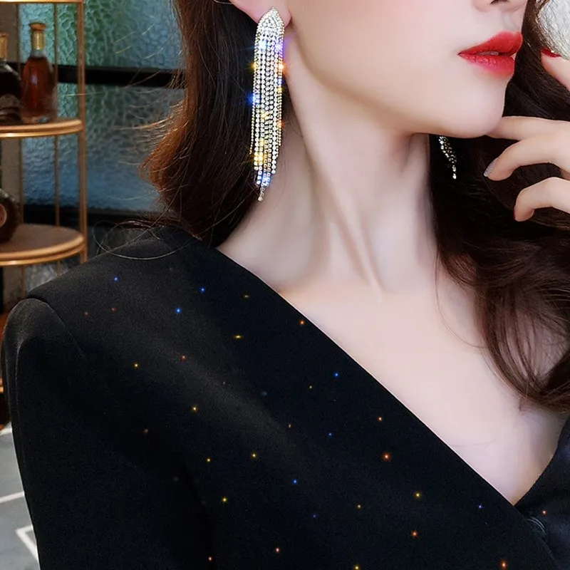

Rhinestone Long Tassel Earrings 2022 New For Women Luxurious Shiny Bridal Crystal Drop Dangling Earrings Brincos Wedding Jewelry