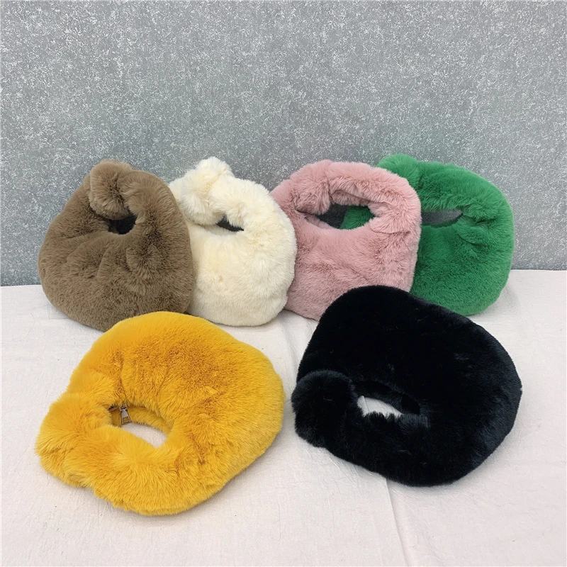 Women's Small Half Moon Bag Luxury Warm Plush Wrist Bags for Women handbag tote bags for women mini bag purses and handbags
Women's Small Half Moon Bag Luxury Warm Plush Wrist Bags for Women handbag tote bags for women mini bag purses and handbags