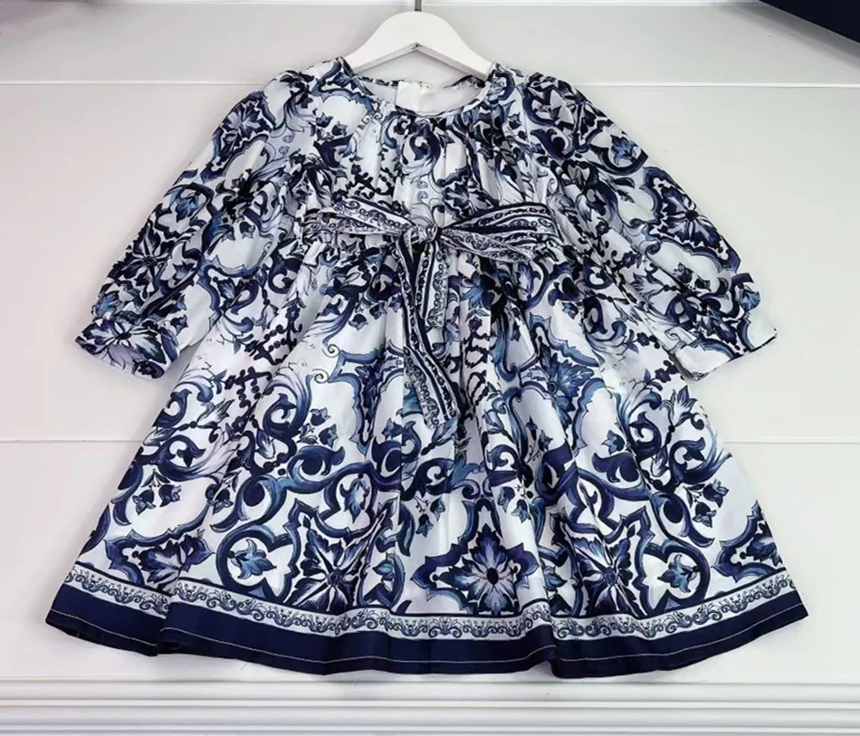 new Dress chldren Girls Clothes Designer Kids Clothes Princess Dress Little Girl Ball Gown Children Clothing
new Dress chldren Girls Clothes Designer Kids Clothes Princess Dress Little Girl Ball Gown Children Clothing