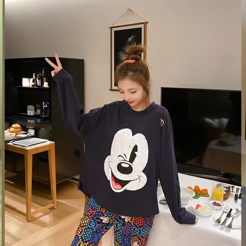 Disney Winter Pajamas Women's Cartoon Mickey Long-Sleeved Trousers Sleepwear Printing Fashion Pajamas Home Service Suit
Disney Winter Pajamas Women's Cartoon Mickey Long-Sleeved Trousers Sleepwear Printing Fashion Pajamas Home Service Suit