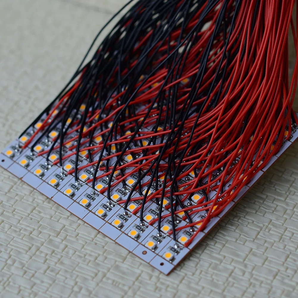 Brand New LED Lights Pre-wired Lamps & Lights Model Parts OO Scale Warm White With Wires 10 Mm X 10 Mm 12 PCS 12V DC
Brand New LED Lights Pre-wired Lamps & Lights Model Parts OO Scale Warm White With Wires 10 Mm X 10 Mm 12 PCS 12V DC